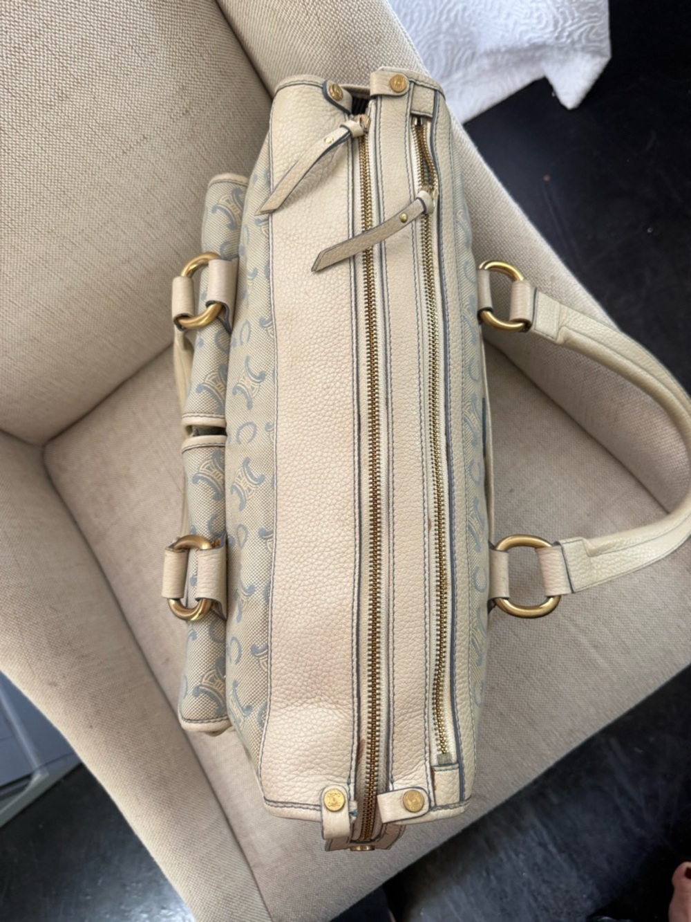 Celine Cream Beige Monogram Satchel with Dual Front Pockets - Picture 4 of 11